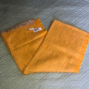 Gap blanket wrap scarf. NWT